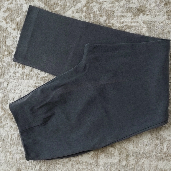 Chico's Grey Trousers with Side Zip Closure Chico's 2 ~ Large 12 - Picture 1 of 11